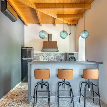 Aiolia Ferienhaus Kondoyenádha