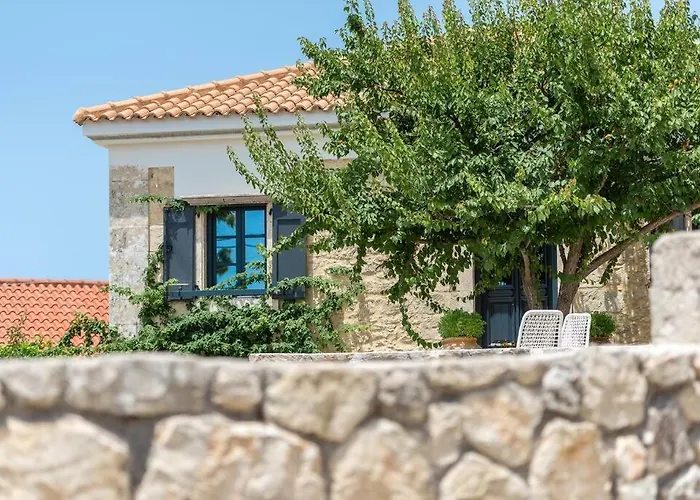 Aiolia Tatil Evi *