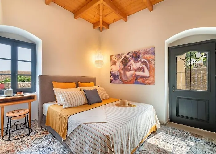 بيت للعطل Aiolia Kondoyenádha